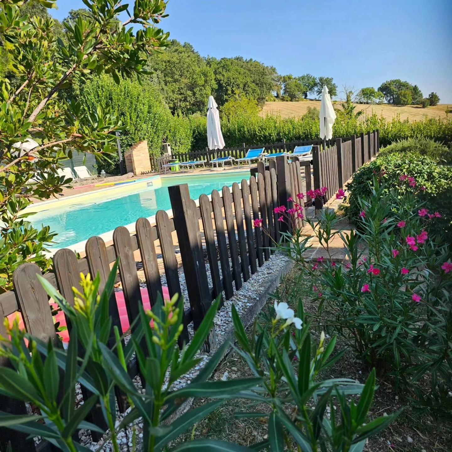 Il Casale Di Aurora Country House Colmurano Екстер'єр фото