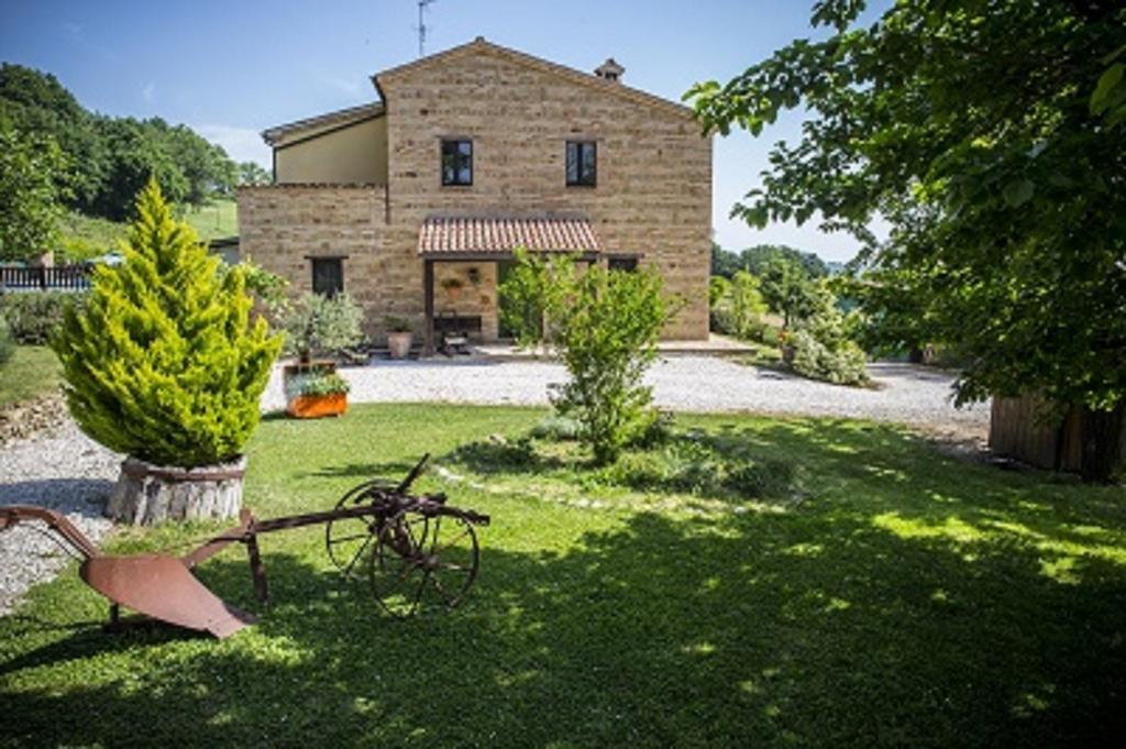 Il Casale Di Aurora Country House Colmurano Екстер'єр фото