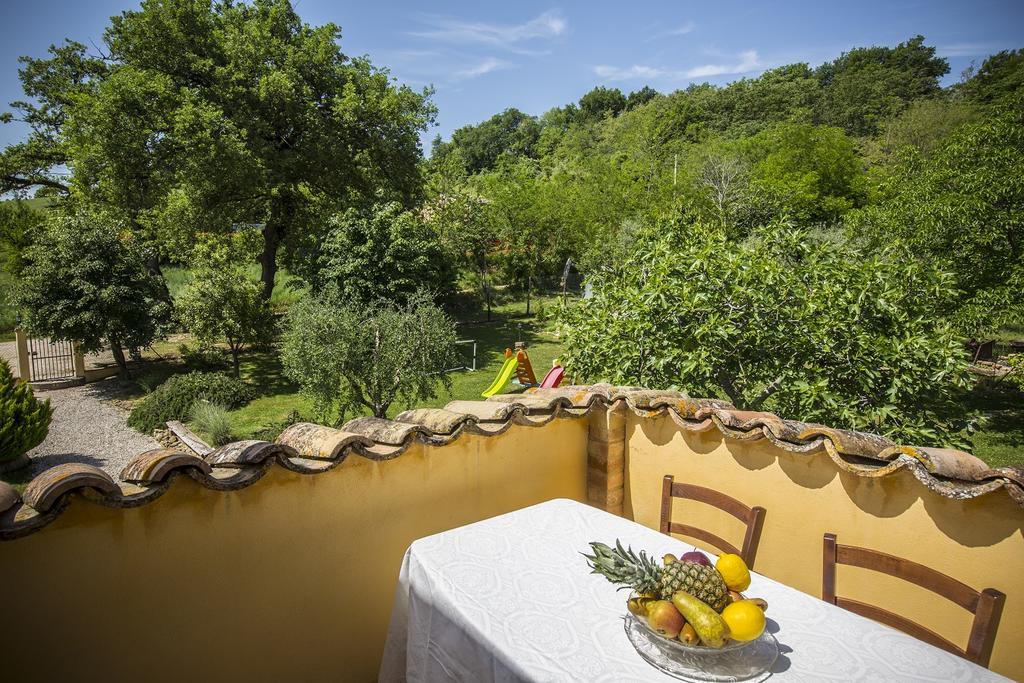 Il Casale Di Aurora Country House Colmurano Екстер'єр фото