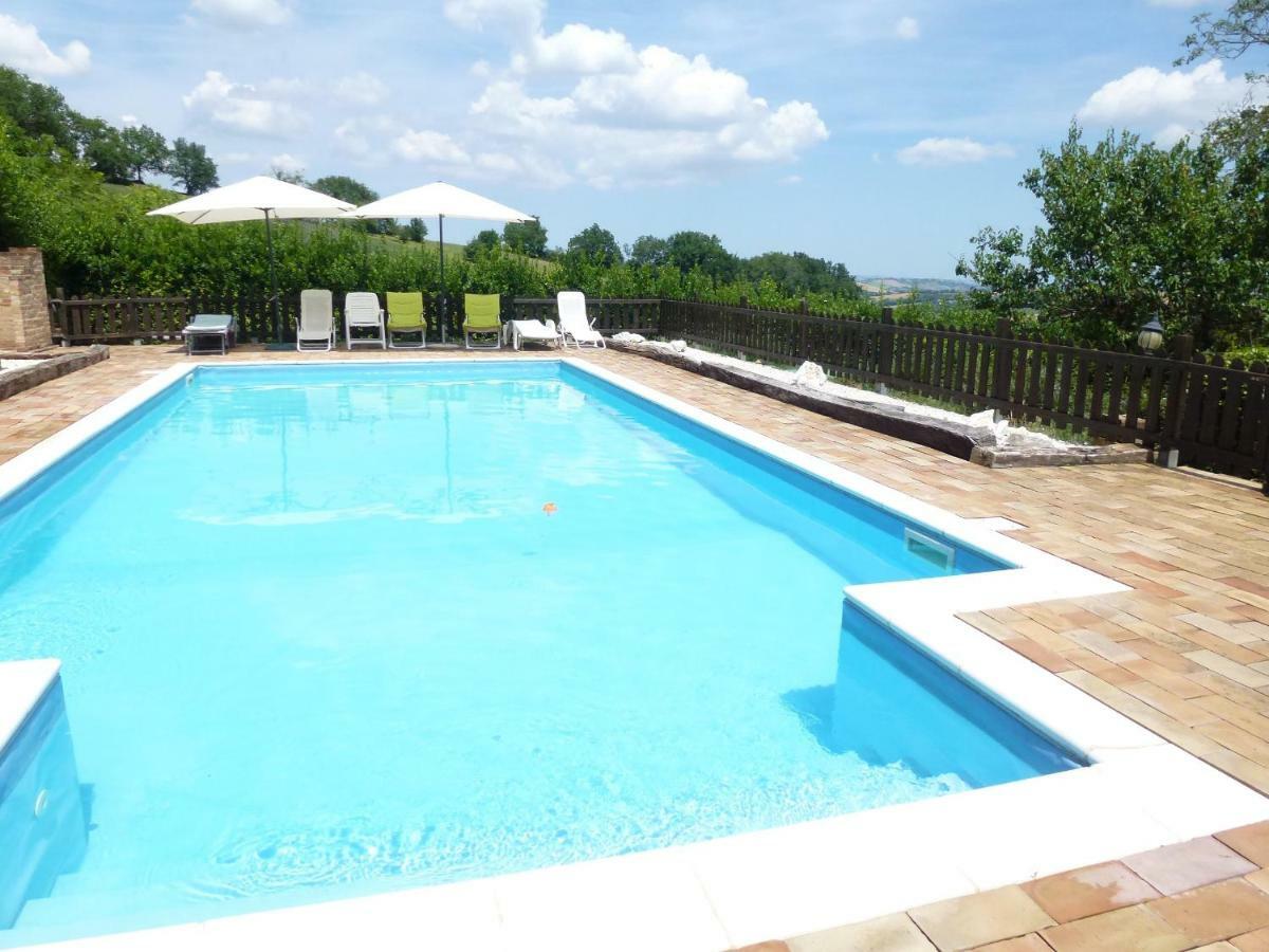 Il Casale Di Aurora Country House Colmurano Екстер'єр фото